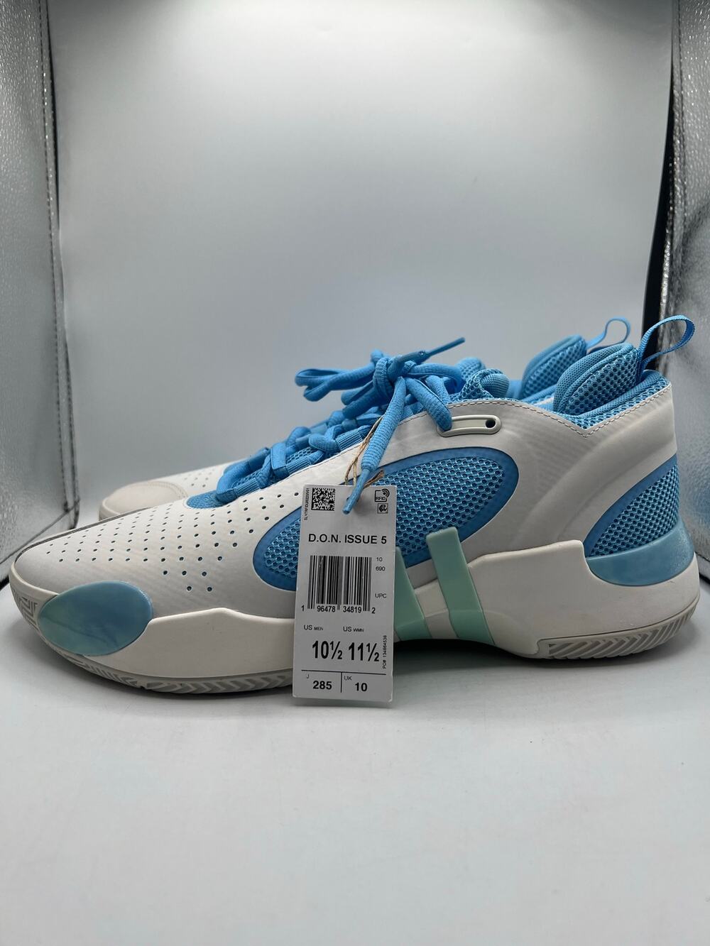 Adidas Don Issue #5 ‘Semi Blue Burst’ size 10.5 mens